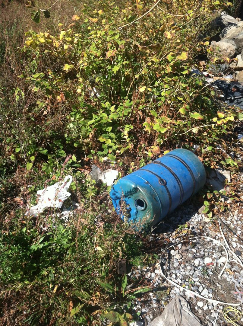 05_blue_can_p