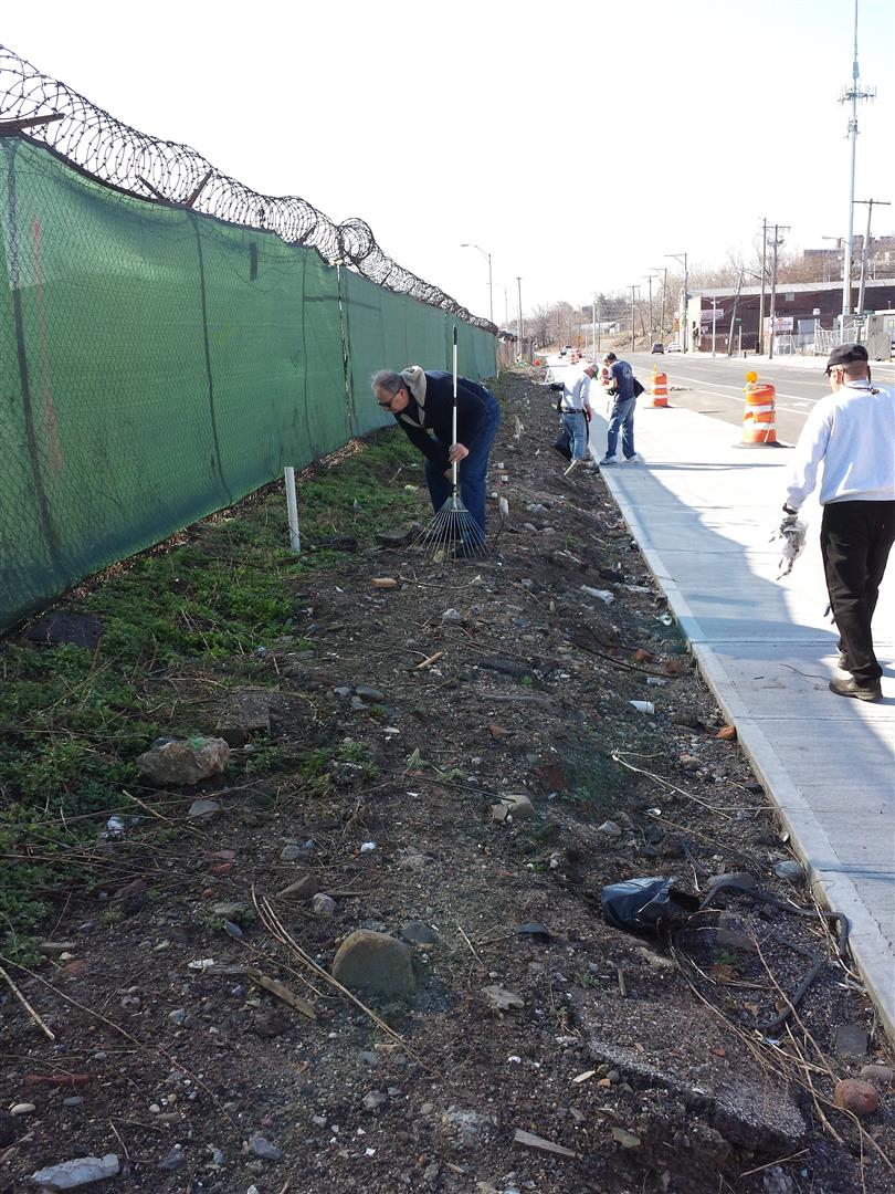 NRPA_Front_St_cleanup_140412_01